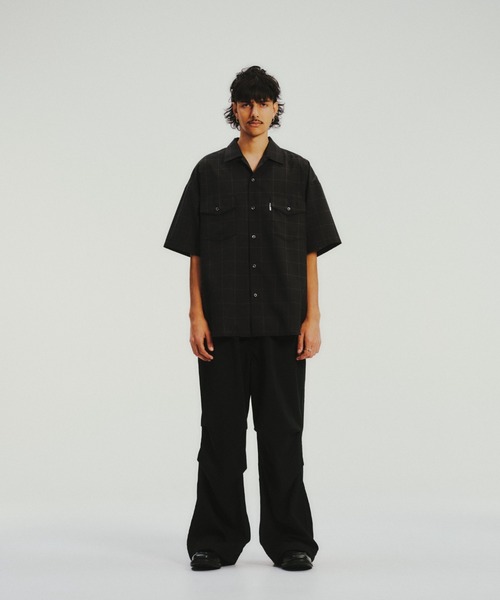 COOTIE PRODUCTIONS（クーティープロダクションズ）の「Ny/Wo Twill Intuck Wide Easy Trousers（スラックス・メンズ・ブラック・LARGE/X-LARGE/MEDIUM/SMALL）」の2枚目の写真