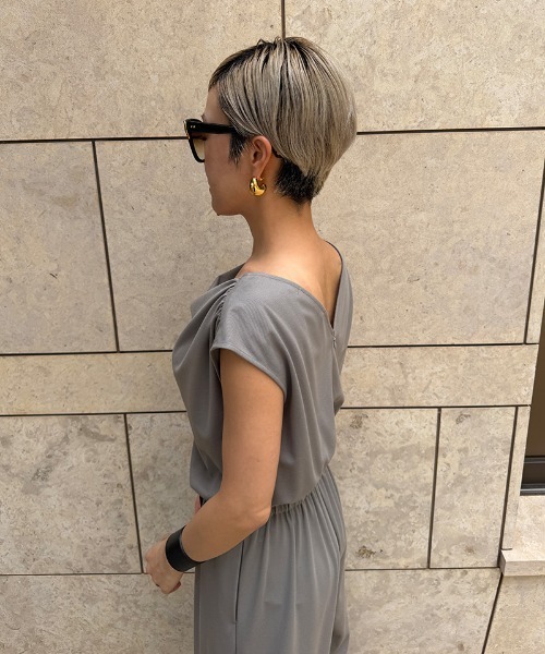 JENNE(ジェンヌ)の「カットソーオールインワン(接触冷感)(つなぎ/オールインワン・レディース・ブラック/ネイビー/グレー・SMALL/LARGE/MEDIUM)」の19枚目の写真