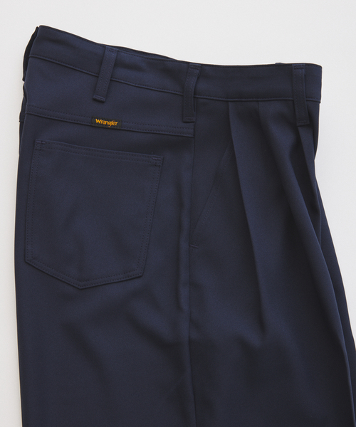 Wrangler（ラングラー）の「Wrangler / ラングラー 別注 3タック ランチャー ドレススラックス（スラックス・メンズ・ブラック/チャコールグレー/ネイビー・LARGE/MEDIUM）」の4枚目の写真