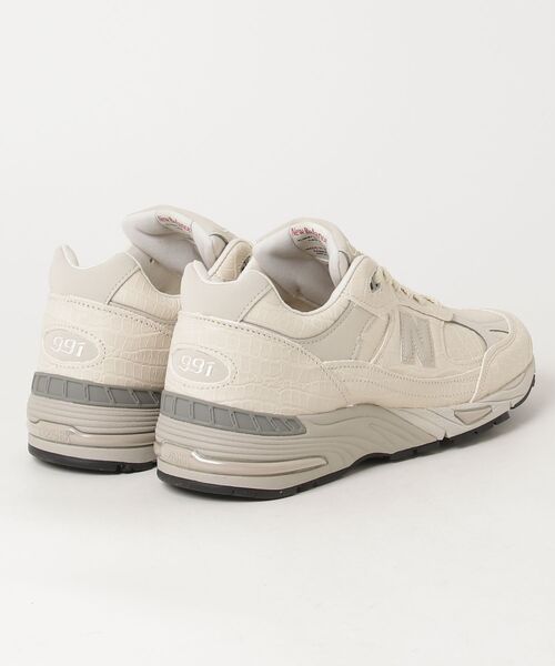 NEW BALANCE(ニューバランス)の「M991 CR1(スニーカー・メンズ・オフホワイト・27.0cm/27.5cm/28.0cm/28.5cm/29.0cm/25.5cm/26.0cm)」の2枚目の写真