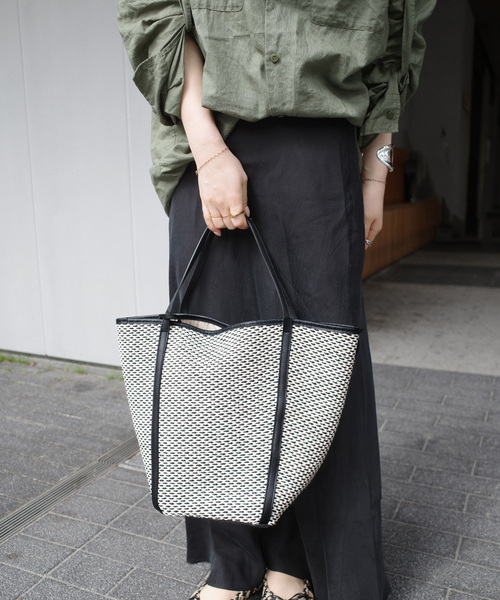 marco masi(マルコマージ)の「MARCOMASI/マルコマージ summer tote(トートバッグ・レディース・アイボリー/ベージュ・FREE)」の18枚目の写真