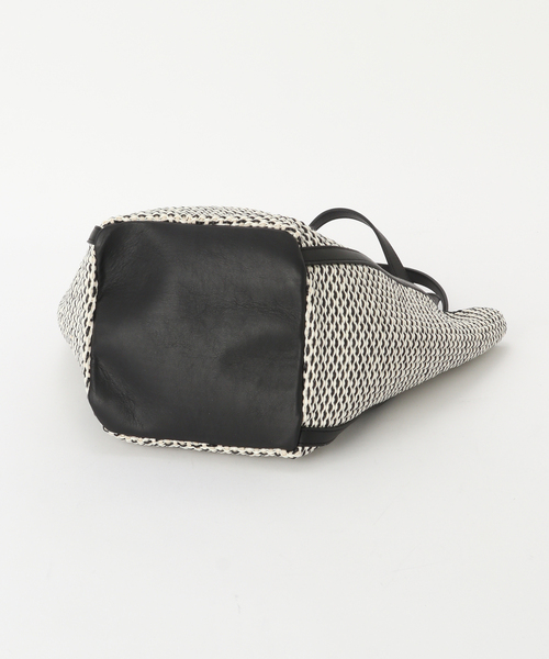 marco masi(マルコマージ)の「MARCOMASI/マルコマージ summer tote(トートバッグ・レディース・アイボリー/ベージュ・FREE)」の4枚目の写真