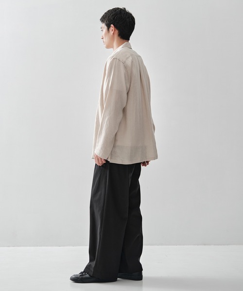 markaware(マーカウェア)の「【MARKAWARE/マーカウェア】TRIPLE PLEATED EASY TROUSERS/【接触冷感・通気性・ドライタッチ・清涼感】60/2オーガニック強燃ボイル3/2ツイル / トリプルプリーテッドイージートラウザーズ(スラックス・メンズ・ブラック/ダークグレー・1/3/2)」の3枚目の写真