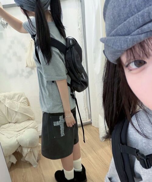 ITZAVIBE(イッザバイブ)の「CROSS POCKET BERMUDA PANTS - CHARCOAL(その他パンツ・レディース・その他・MEDIUM/LARGE)」の7枚目の写真
