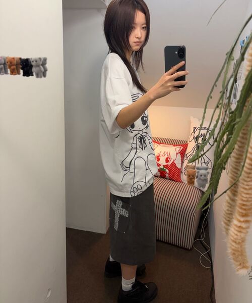 ITZAVIBE(イッザバイブ)の「CROSS POCKET BERMUDA PANTS - CHARCOAL(その他パンツ・レディース・その他・MEDIUM/LARGE)」の8枚目の写真