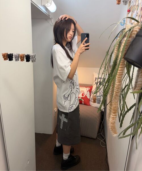 ITZAVIBE(イッザバイブ)の「CROSS POCKET BERMUDA PANTS - CHARCOAL(その他パンツ・レディース・その他・MEDIUM/LARGE)」の9枚目の写真