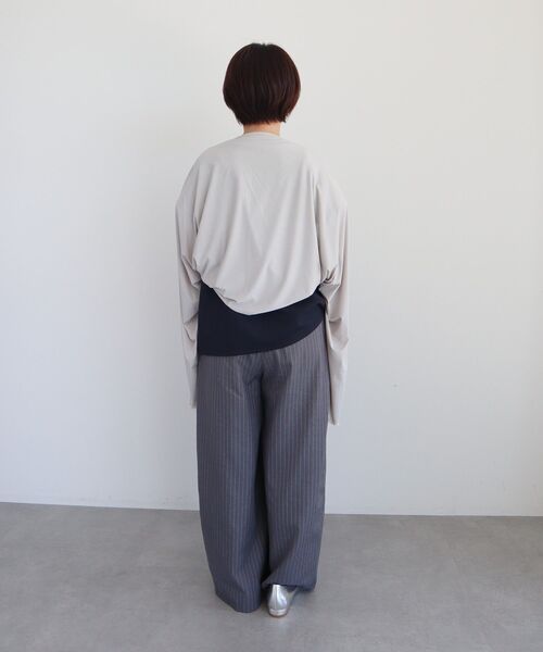 CRAFT STANDARD BOUTIQUE(クラフトスタンダードブティック)の「Wpc./ダブリュピーシー UVカット/接触冷感 3WAYショールカーディガン(カーディガン/ボレロ・レディース・ブラック/グレー/オフホワイト・FREE)」の22枚目の写真