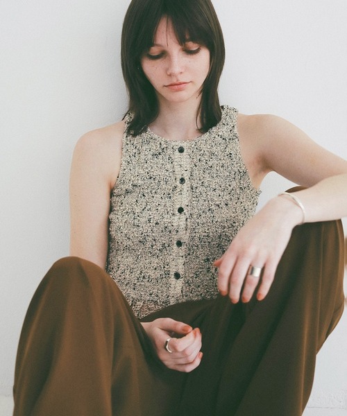 CLANE（クラネ）の「W FACE MIX MESH GATHER N/S TOPS（タンクトップ・レディース・イエロー/ブラック/アイボリー・1/2）」の13枚目の写真
