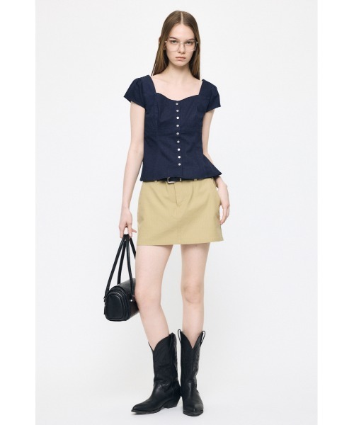 MOUSSY（マウジー）の「BUTTON UP FITTED ブラウス（シャツ/ブラウス・レディース・ホワイト/ダークブルー/ベージュ・1/2）」の7枚目の写真