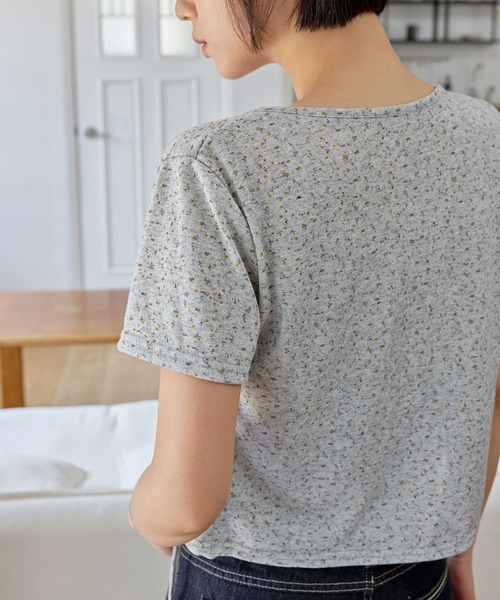 UNE MANSION(ユヌマンション)の「花柄シンプルキャミソール&半袖カーディガンSET ITEM(Tシャツ/カットソー・レディース・グレー/アイボリー/クリーム・FREE)」の12枚目の写真