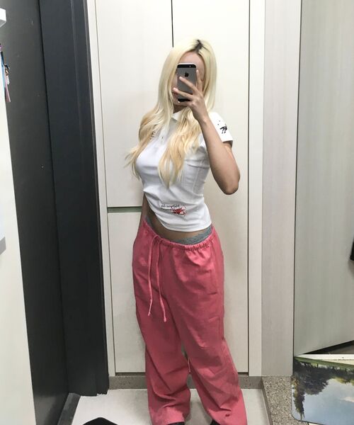 KIJIKO(キジコ)の「ke613. Move Pigment Wide Pants Red(その他パンツ・レディース・レッド・SMALL/MEDIUM)」の12枚目の写真