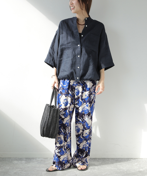 JOURNAL STANDARD relume（ジャーナルスタンダード　レリューム）の「ビッグフラワープリントパンツ（その他パンツ・レディース・ブルー/ブラウン・FREE）」の4枚目の写真