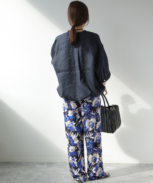 JOURNAL STANDARD relume（ジャーナルスタンダード　レリューム）の「ビッグフラワープリントパンツ（その他パンツ・レディース・ブルー/ブラウン・FREE）」の6枚目の写真