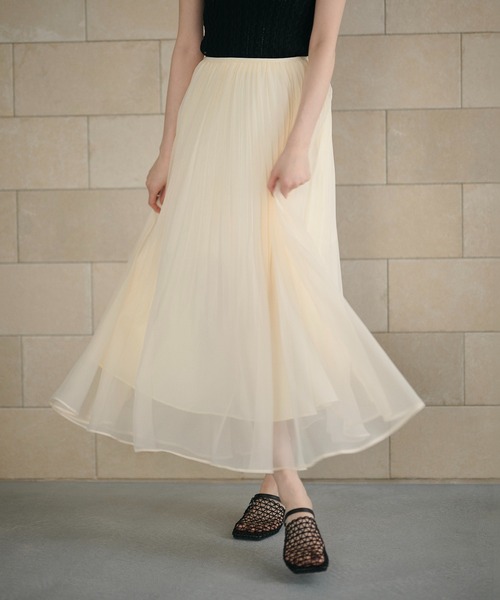 LAULEN(ローレン)の「sheer pleats flare long skirt /シアープリーツフレアロングスカート(スカート・レディース・ブラウン/アイボリー/ラベンダー/カーキ・FREE)」の1枚目の写真