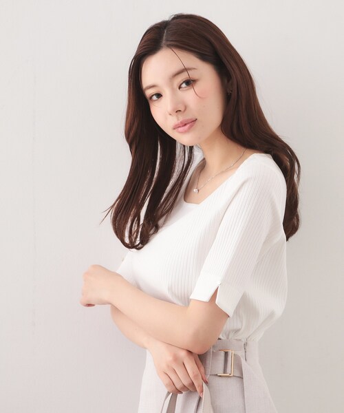 index(インデックス)の「【接触冷感】スクエアネックワイドリブトップス《UVケア/洗濯機OK》(Tシャツ/カットソー・レディース・オフホワイト/ブルー/ナチュラル/ブラック系7/ネイビー/ピンク・42/40/38/36/34/44)」の7枚目の写真