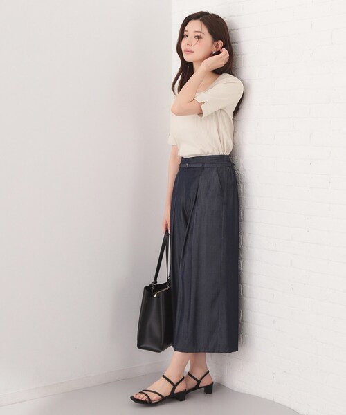 index(インデックス)の「【接触冷感】スクエアネックワイドリブトップス《UVケア/洗濯機OK》(Tシャツ/カットソー・レディース・オフホワイト/ブルー/ナチュラル/ブラック系7/ネイビー/ピンク・42/40/38/36/34/44)」の13枚目の写真