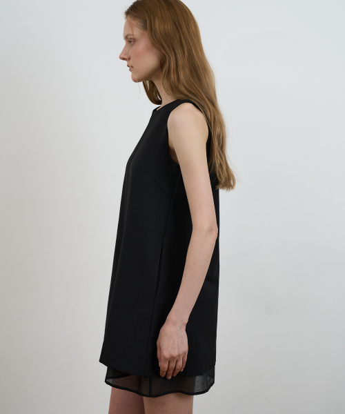DEHEVE（デヘヴェ）の「Layered Chiffon Mini Dress [Black]（ワンピース・レディース・ブラック・SMALL/MEDIUM）」の2枚目の写真