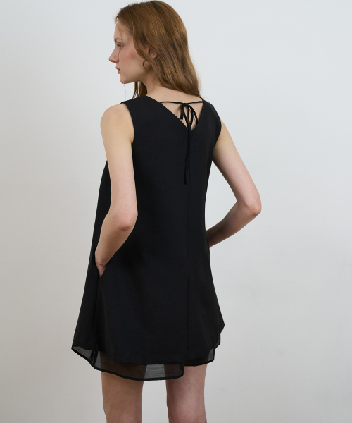 DEHEVE（デヘヴェ）の「Layered Chiffon Mini Dress [Black]（ワンピース・レディース・ブラック・SMALL/MEDIUM）」の4枚目の写真