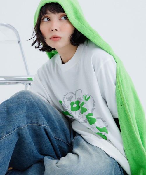 FLUKE HOLIC(フロックホリック)の「Puff logo print TEE(Tシャツ/カットソー・レディース・ブラウン/ホワイト/ネイビー・LARGE/MEDIUM/SMALL)」の9枚目の写真