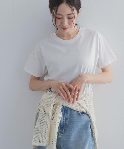 URBAN RESEARCH DOORS(アーバンリサーチドアーズ)の「『UR TECH』汗染み防止ベーシックTシャツ(Tシャツ/カットソー・レディース・ブラウン/チャコールグレー/ホワイト系その他/オフホワイト・FREE)」の6枚目の写真