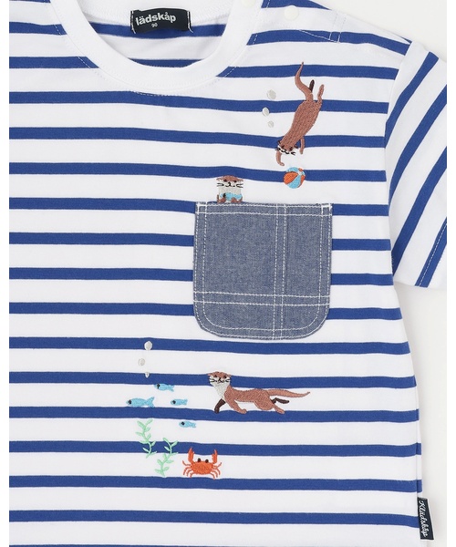 kladskap(クレードスコープ)の「カワウソ刺しゅうボーダー半袖Tシャツ【ドラマ着用アイテム】(Tシャツ/カットソー・キッズ・レッド/グリーン/ブルー・110cm/100cm/90cm/120cm/130cm)」の8枚目の写真