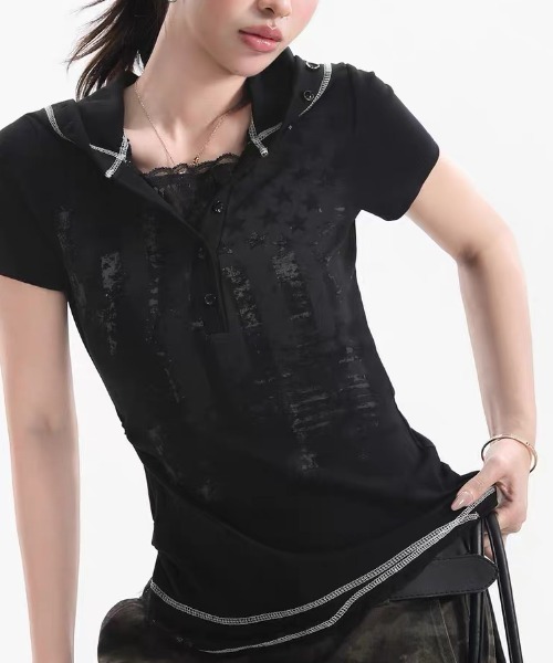 .KOM(ドットコム)の「A'GEM/9 × .kom 『.KOM/ドットケーオーエム』 VINTAGE FLAG HOOD TEE / ヴィンテージフラッグフードTシャツ(その他トップス・レディース・ブラック/ホワイト・M)」の8枚目の写真