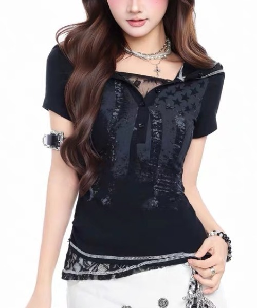.KOM(ドットコム)の「A'GEM/9 × .kom 『.KOM/ドットケーオーエム』 VINTAGE FLAG HOOD TEE / ヴィンテージフラッグフードTシャツ(その他トップス・レディース・ブラック/ホワイト・M)」の9枚目の写真