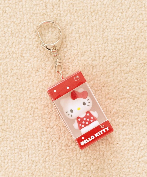 LOWRYS FARM(ローリーズファーム)の「【HELLO KITTY】DOTパケイリキーチャーム 759905 /GOODS(キーホルダー・レディース・ブラック/ブラウン/レッド・FREE)」の1枚目の写真