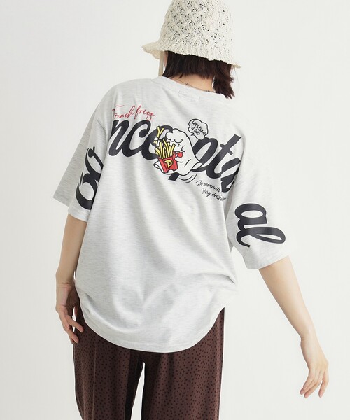 Right-on(ライトオン)の「袖刺繍ビッグTシャツ(Tシャツ/カットソー・レディース・グレー/チャコールグレー・05/04/03)」の3枚目の写真