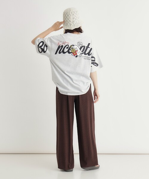 Right-on(ライトオン)の「袖刺繍ビッグTシャツ(Tシャツ/カットソー・レディース・グレー/チャコールグレー・05/04/03)」の7枚目の写真