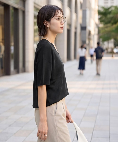 STYLE DELI(スタイルデリ)の「【LUXE】麻混リラックスVネックニットトップス(Tシャツ/カットソー・レディース・イエロー/ブラック/ホワイト/パープル・FREE)」の19枚目の写真