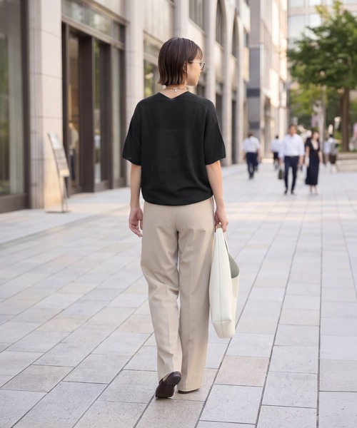 STYLE DELI(スタイルデリ)の「【LUXE】麻混リラックスVネックニットトップス(Tシャツ/カットソー・レディース・イエロー/ブラック/ホワイト/パープル・FREE)」の22枚目の写真