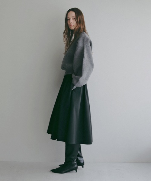 MANOF（マノフ）の「WAIST GATHERED FLARED SKIRT（スカート・レディース・キャメル/ブラック・S/M）」の20枚目の写真