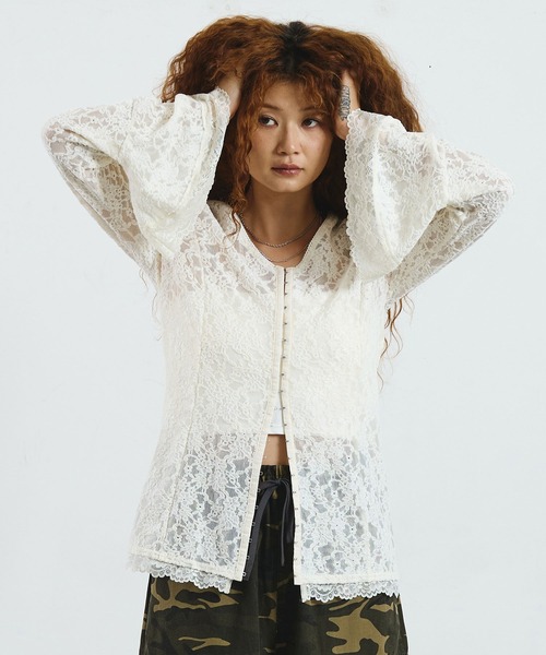 ROSE BUD（ローズバッド）の「CREOLME/LACE L/S TOP（Tシャツ/カットソー・レディース・ブラック/ブラウン/オフホワイト・ONE SIZE）」の6枚目の写真