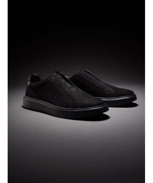 AOURE(アウール)の「DEVICE1 QUICK NERO NUBUCK(スニーカー・メンズ・ブラック・25.5cm/26.5cm/27.5cm/28.5cm)」の2枚目の写真