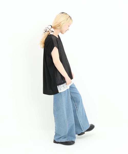 HEART MARKET(ハートマーケット)の「レースシアー異素材切り替えプルオーバー(Tシャツ/カットソー・レディース・ブラック/チャコール/ホワイト/グレイッシュベージュ・FREE)」の12枚目の写真