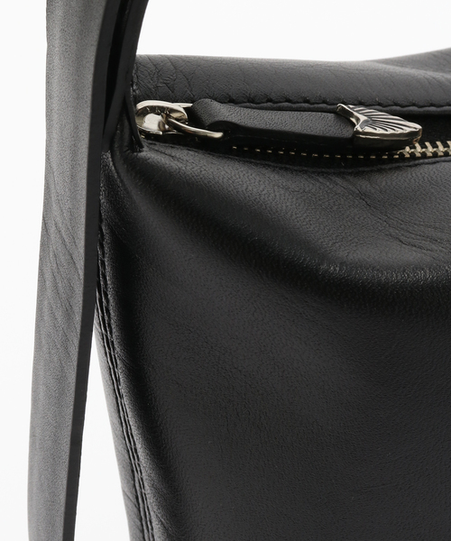 TOGA TOO(トーガトゥ)の「TOGA TOO/トーガトゥ Leather mini bag バッグ(ハンドバッグ・レディース・ブラック・FREE)」の12枚目の写真