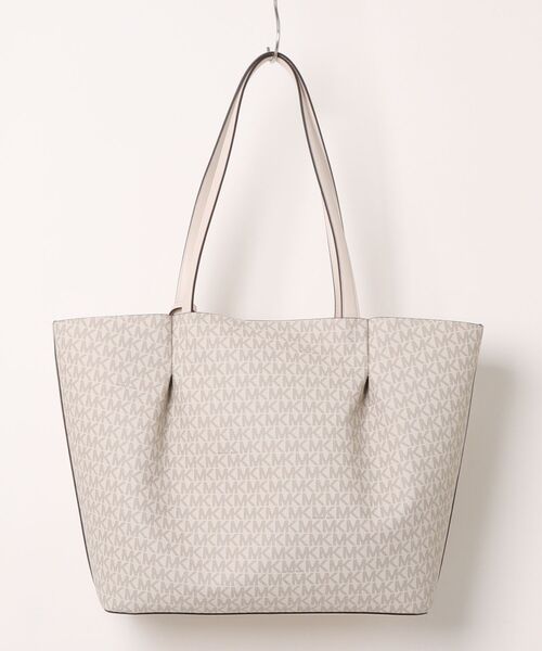 MICHAEL KORS（マイケルコース）の「CARSON トート ラージ - MKシグネチャー（トートバッグ・レディース・ベージュ系その他・FREE）」の2枚目の写真