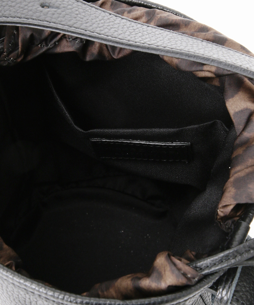 marco masi(マルコマージ)の「《/WEB限定》MARCOMASI/マルコマージ leather basket leo(トートバッグ・レディース・ブラック・FREE)」の15枚目の写真