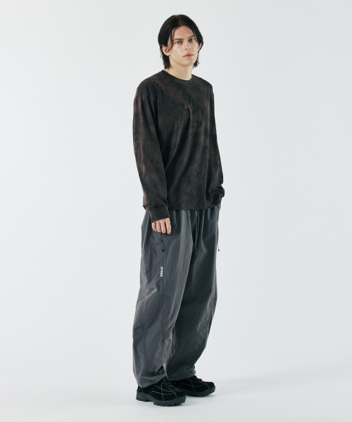 SANRO（サンロ）の「[ユニセックス] ベンチレーションパンツ - チャコール（スウェットパンツ・レディース・その他・LARGE/X-LARGE/MEDIUM）」の2枚目の写真