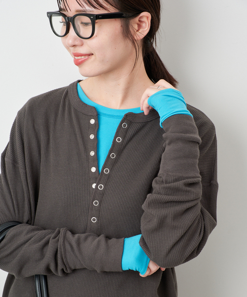 SLOBE IENA（スローブイエナ）の「グッドフィールフライスクルーTEE（Tシャツ/カットソー・レディース・ライトグレー/アイボリー/ピンク/サックスブルー・FREE）」の3枚目の写真