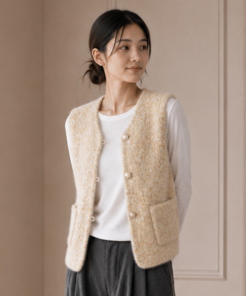 center i(センターアイ)の「Vネック前開きミックス柄シャギーニットベスト(ベスト・レディース・サックスブルー/イエロー・FREE)」の7枚目の写真