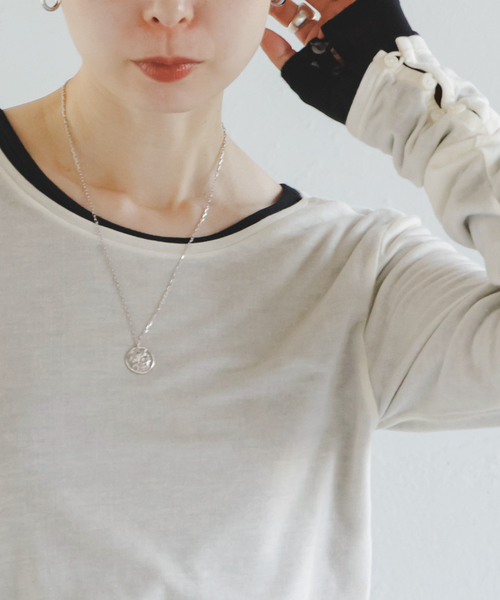 Noble(ノーブル)の「ボタンディテールシアーTOPS(Tシャツ/カットソー・レディース・ホワイト/ブラック・FREE)」の16枚目の写真
