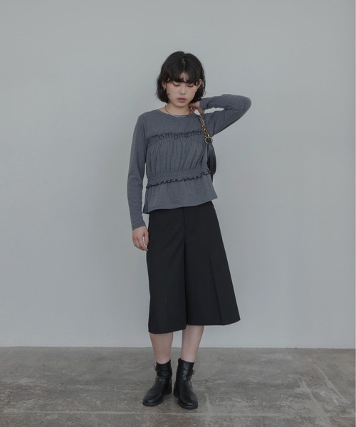 Eimee Law(エイミーロウ)の「ベアレイヤード シャーリングテキストトップス(Tシャツ/カットソー・レディース・ブラック/ダークグレー/ベージュ/ダークブラウン・FREE)」の11枚目の写真