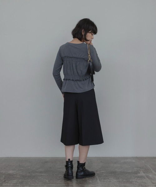 Eimee Law(エイミーロウ)の「ベアレイヤード シャーリングテキストトップス(Tシャツ/カットソー・レディース・ブラック/ダークグレー/ベージュ/ダークブラウン・FREE)」の12枚目の写真