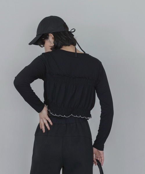 Eimee Law(エイミーロウ)の「ベアレイヤード シャーリングテキストトップス(Tシャツ/カットソー・レディース・ブラック/ダークグレー/ベージュ/ダークブラウン・FREE)」の18枚目の写真