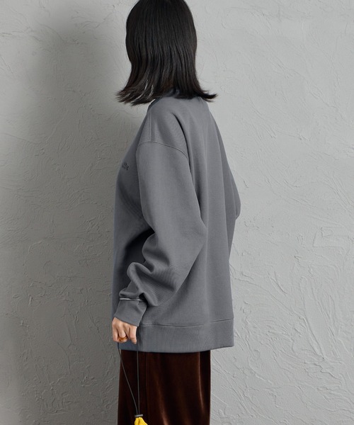 LACOSTE（ラコステ）の「[LACOSTE / ラコステ] 鹿の子 ワントーンクルーネックスウェット（スウェット・レディース・ブラウン/グレー/ブラック・5/4）」の19枚目の写真