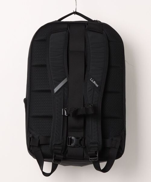 L.L.Bean(エルエルビーン)の「コンフォート・キャリー・ラップトップ・パック、32L(バックパック/リュック・レディース・ネイビー/ブラック・ONE SIZE)」の8枚目の写真