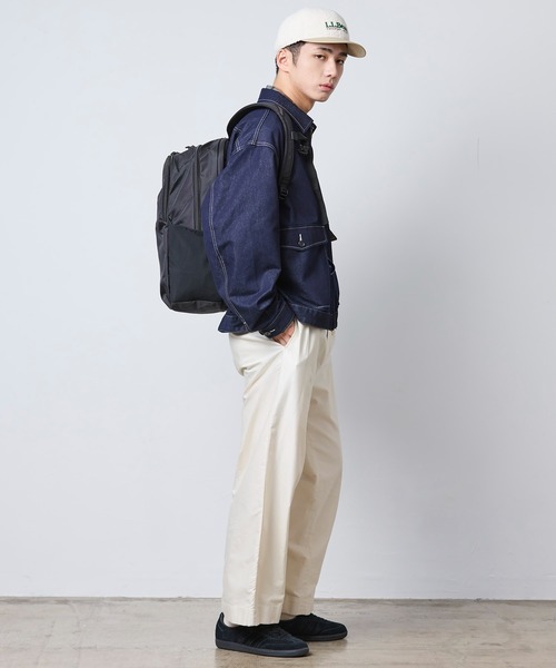 L.L.Bean(エルエルビーン)の「コンフォート・キャリー・ラップトップ・パック、32L(バックパック/リュック・レディース・ネイビー/ブラック・ONE SIZE)」の15枚目の写真