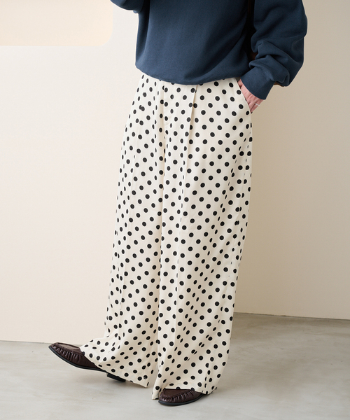 B.C STOCK(ベーセーストック)の「【ZOZO先行販売】手洗い可 / Gleamy / グリーミー ドットパンツ(スラックス・レディース・ブラック/ホワイト・FREE)」の15枚目の写真
